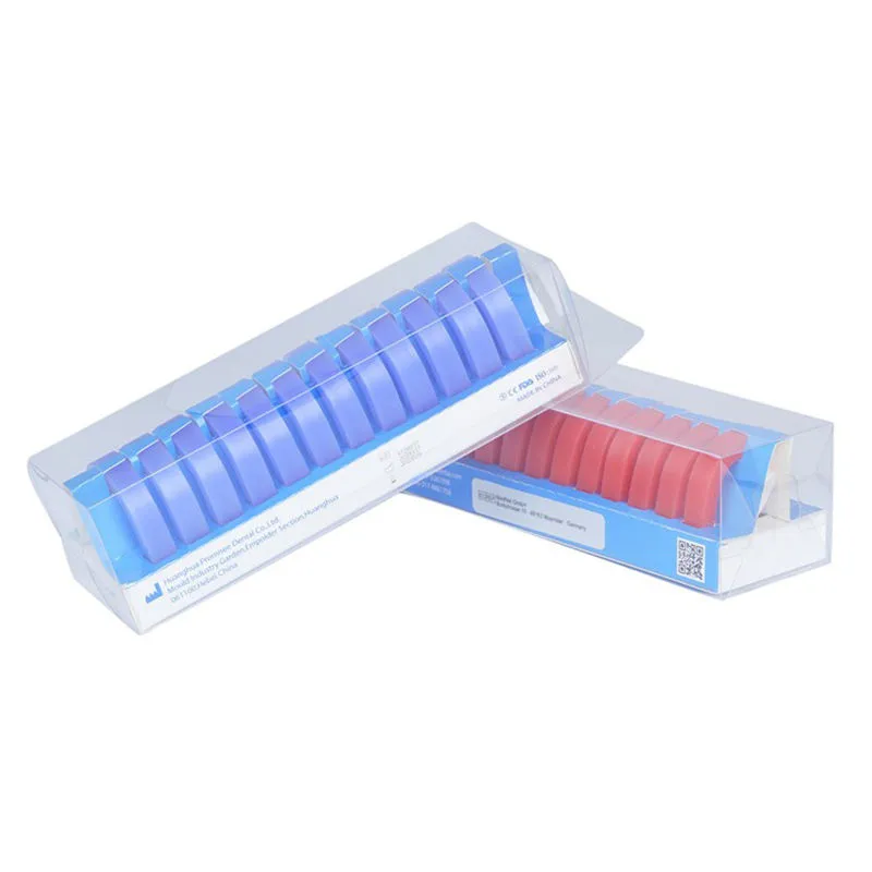 Dentallabor, vorgeformter Gussaufbiss aus Wachs, okklusale Ränder